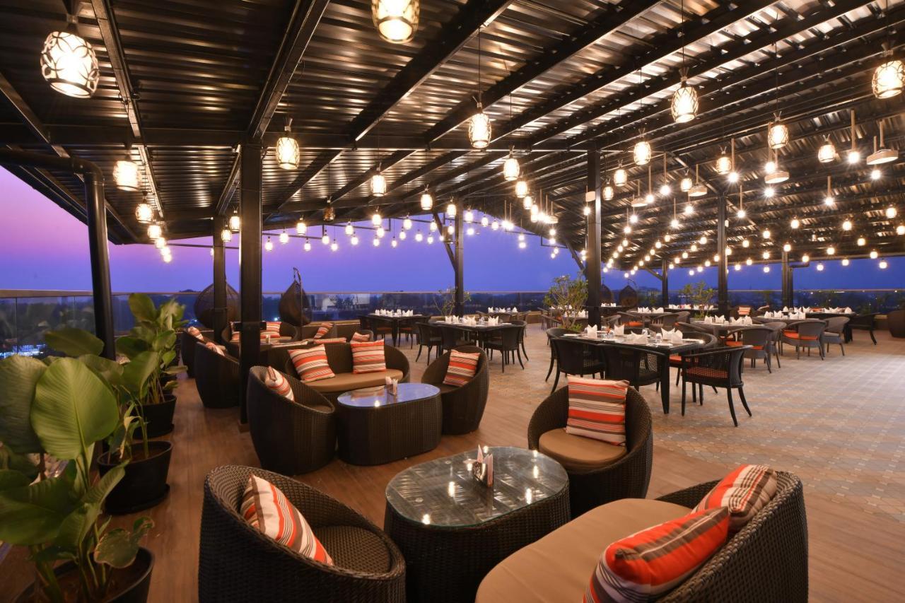 The Fern Habitat, Candolim, Goa Екстериор снимка